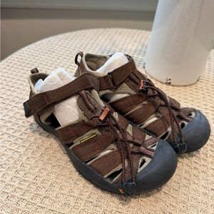 Keen Brown and Black Youth Outdoor Sandals